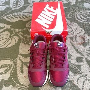 Nike Air Waffle Trainer